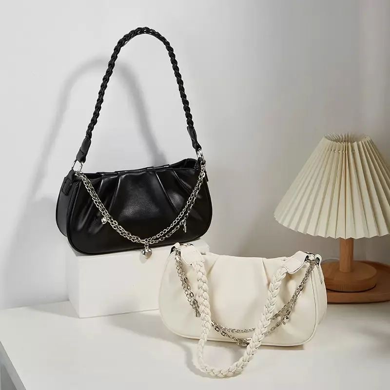 Pleated cloud bag